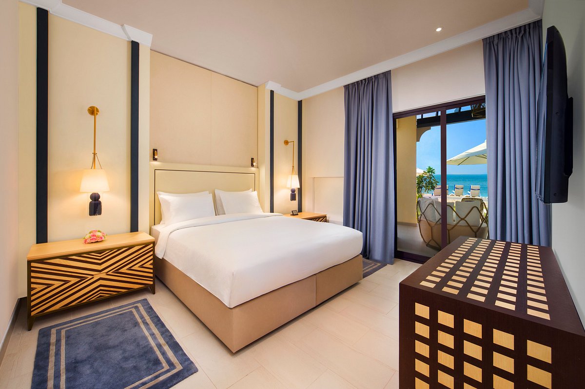 Hilton Ras Al Khaimah Resort & Spa 